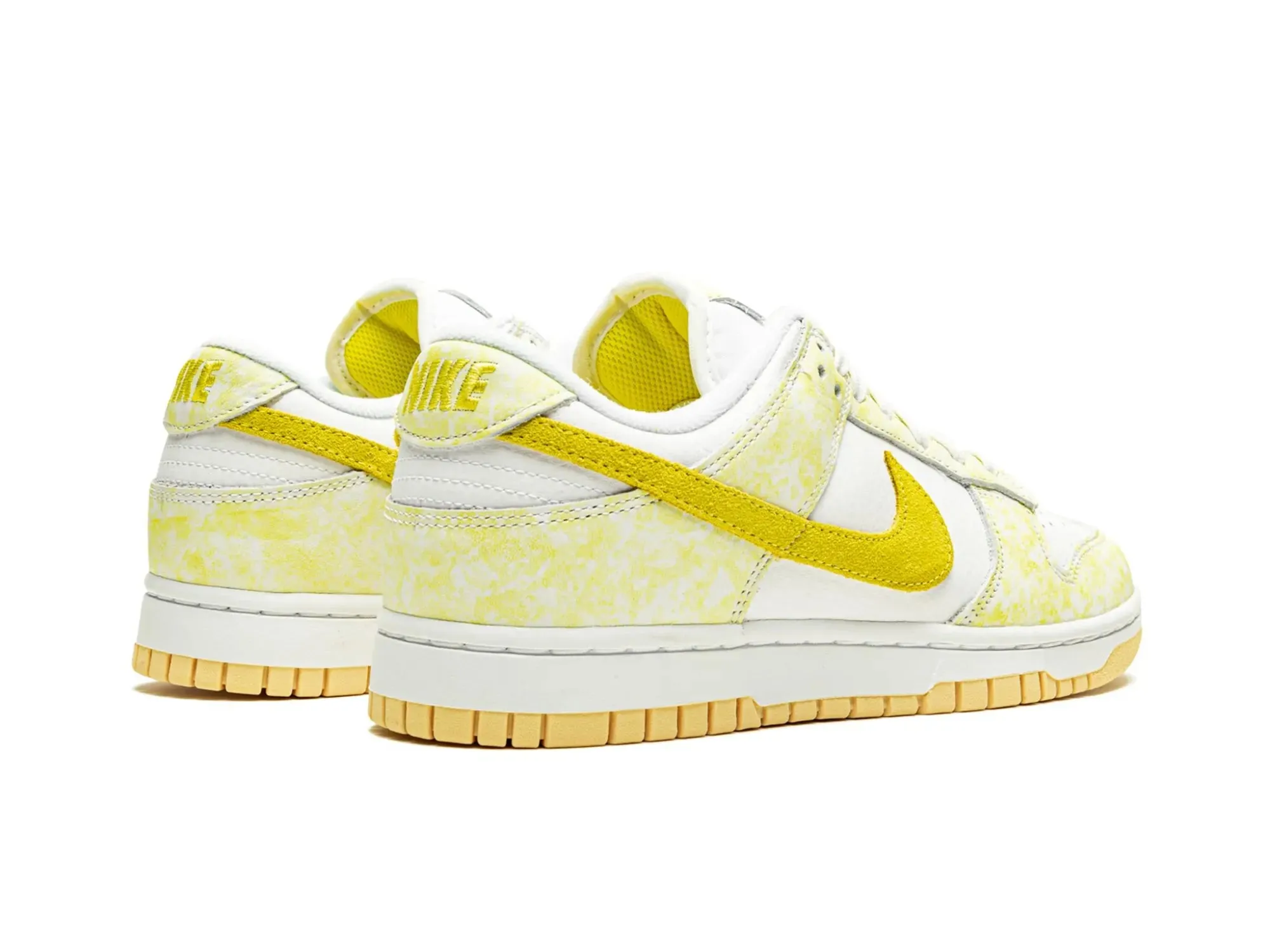 Nike Dunk Low "Yellow Strike"