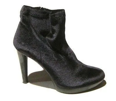 RAPISARDI Navy Velvet Ankle Boot